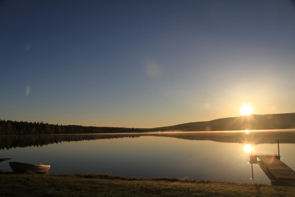 Puolukkamaan Pirtit Vila Lampsijärvi Exterior foto