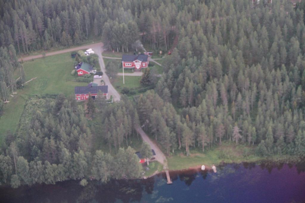 Puolukkamaan Pirtit Vila Lampsijärvi Exterior foto